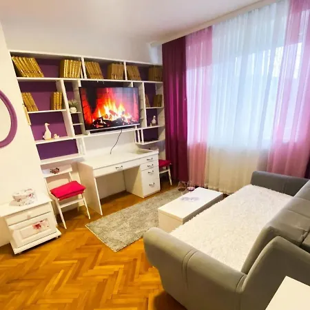 公寓 Planinska Kuca Jahorinka *